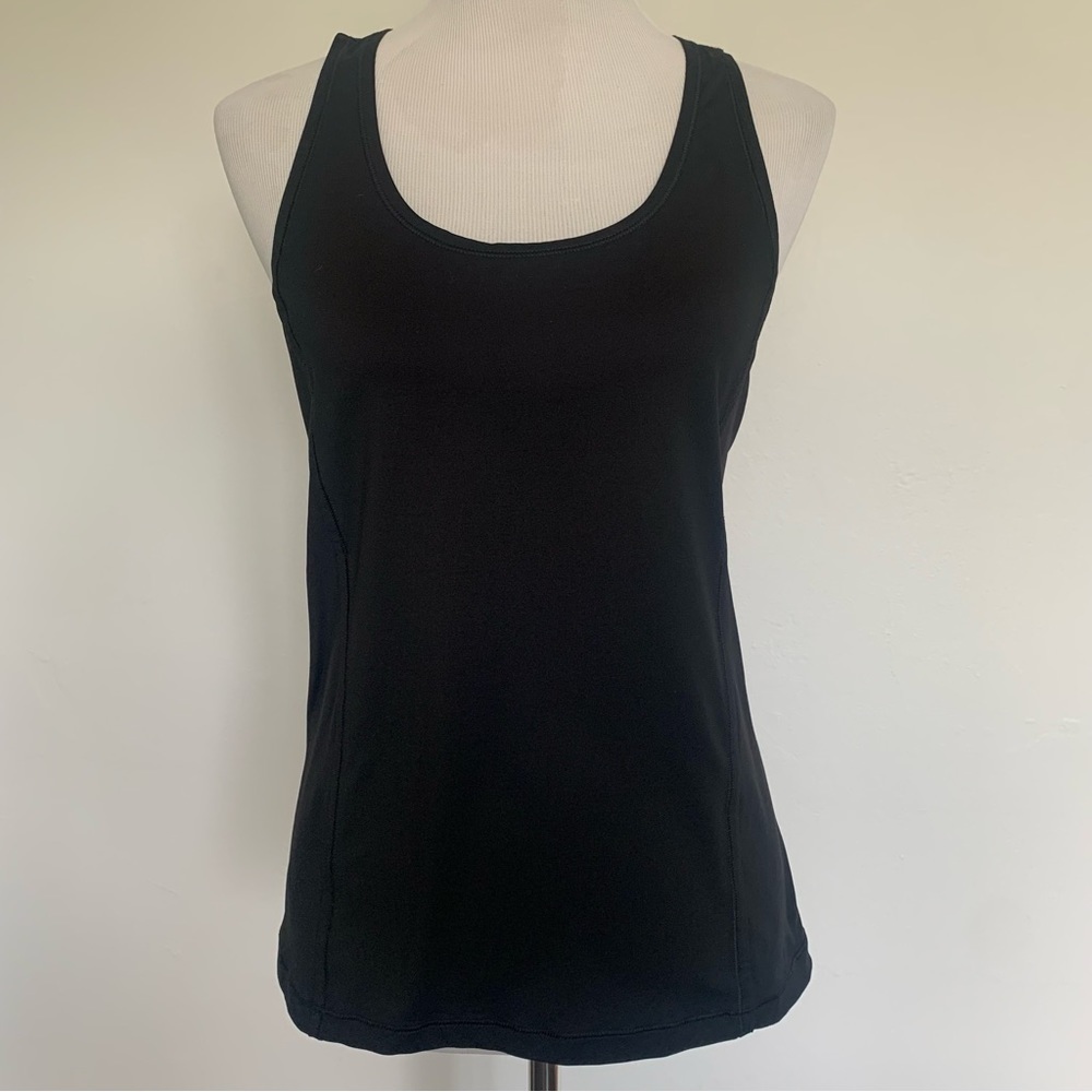 Lulu lemon black tank top.